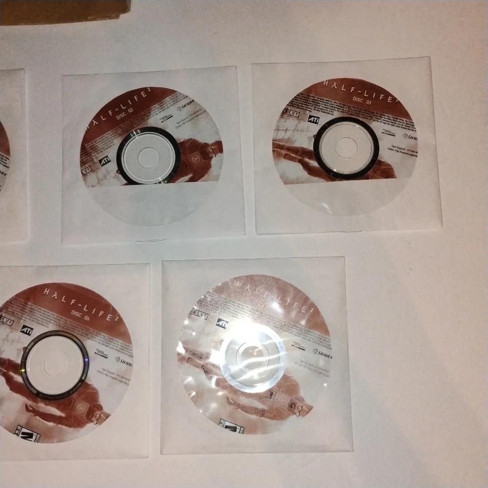 Half-Life 2 PC CD-ROM (2004, Sierra/Valve) - 5-Disc Boxed Set - For Collectors
